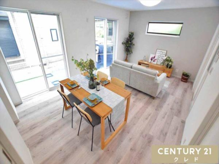 rO yLDK15.75z
邢z̍ރrO̓er\t@[ACɓ̃e[uZbguĂƓ܂B