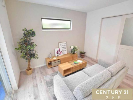 rO yLDK15.75z
̑̓fUCƒԌ@\𗼗B
uđ̉oy߂܂B