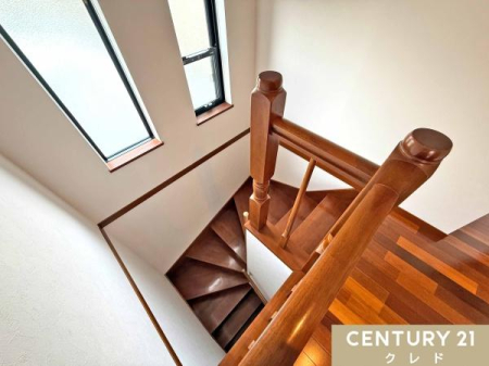 ̑ y肷tKiz
肷̕tKi͓]|Ȃǂ̖̎h~ɂȂ܂BוĂƂȂǁAKȉ~̕SȂANz̕⏬ȂqlSłI