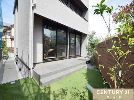  ƈ̉AEghArOI
RƂӂꂠAlGLȐɂȂ܂ˁB
ybg₨ql̗Vяɂsb^B