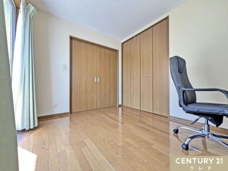 m ym5.25z
LDK璭߂邨͋qԂLbYXy[XȂǂɂgpł܂B
rOƂ͕͋CςCAEgy߂܂B