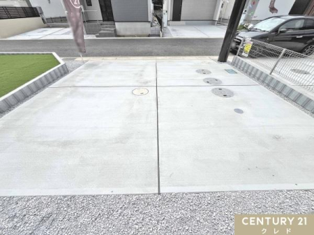 ԏ 2䒓ԉ̂Ƃ肠J[Xy[XB
q2䎝łSBOʓHւ̏o肪₷Aו̐ςݍ~낵KłB

