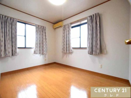 m ym6z
2ʍ̖̌邢ḿARՂBʂǂAłSn悭߂܂B
[ĂAߗނ⏬ނ̐ɂ֗łB