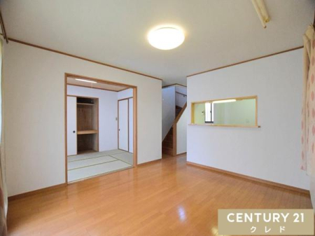 rO yLDK14z
ΖʎLb`z14̃rOB
Ƒ̗lqȂƎłARƉb܂ԂłB