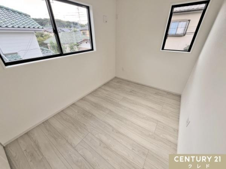 m ym4.8z
X}[gȎ͑lȗprɏ_ɑΉł_́B
ւ⃏[NXy[XȂǂɊpłg̗ǂXy[XłB