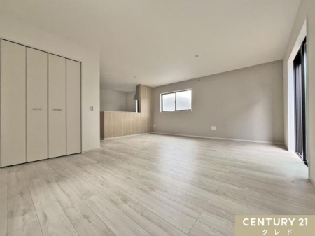 rO yLDK20z
Ƃ肠郊rO͊ԎdؑΉ\ŃtLVuɂg܂B
ƋuĂmۂ₷20̋ԂłB