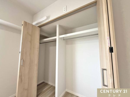 [ y5.4m[z
nK[pCv2ňߗނՂ|郏ChN[[bgB
ItŋGߕ₷Aoꂵ₷܌ˎdlłB