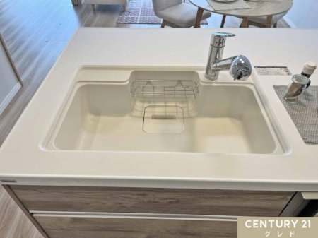 Lb` yLb`VNz
L߂̃VN͂ƎԂő̌ЕtNɂł܂BƃXy[XLAqlƂ̃NbLO^CyȂ肻łI