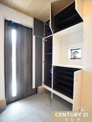 ���� �Ƒ��́u�������܁v�u��������v���}���邠�������Ȍ��ցB
���[��������������Ă���A�Ƒ��݂�Ȃ̌C����������Еt���܂��B