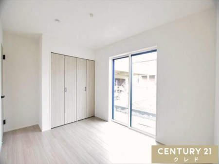 �m�� �y1�K�@����6���z
�쑤�ɊJ������݂������邢�m��6���B
�����ʂ��Ď��R�����������݁A�S�n�悢�ЂƂƂ����߂�����v���C�x�[�g��Ԃł��B