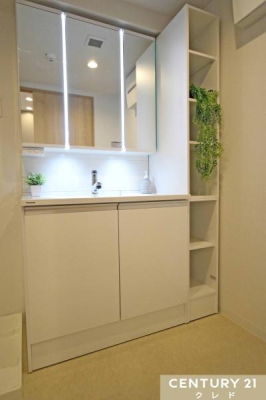 ʑEʏ [Ղ̎OʋtʉϑI
⑫̃Xy[X܂ł[BׁXpiXbLЕt܂B