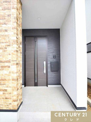  yփ|[`z
ťփ|[`͉J̓SB
_ȃ^COǂƖؖڒ̃hAiȈۂoALEDƖŖԂ邭SłB