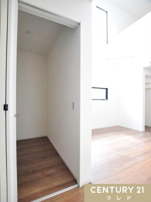 [ y1K@EH[NCN[[bgz
Lb`Ɛʎɋ߂A^IȂǂ̃lނH̃XgbNiȂǂ̎[ɕ֗I
lɎgpł֗Ȏ[Xy[XłB