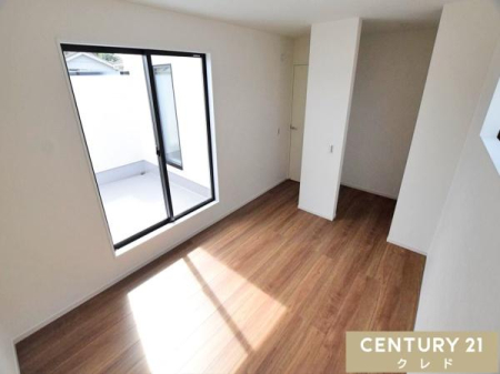 Q ym8z
傫ȃxbhuƂłƂ肠LB
WICĂ邽ߎ[Ƌŏōς݁ALXƂg܂B