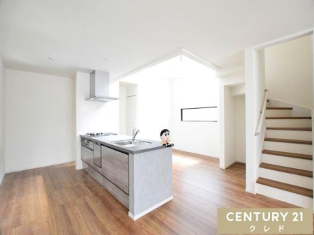 Lb` V䍂Ɛ̑獷ތŁAJӂԂɁB
ƑƉby݂Ȃ痿łLb`炵Lɍʂ܂B