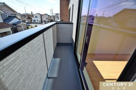 oRj[ 2Kׂ̋͂ăoRj[ɖʂ݌vŁAĴSn悢炵̓͂łB
zc󕨂NɊāAX̉ƎX[YɂȂ܂B