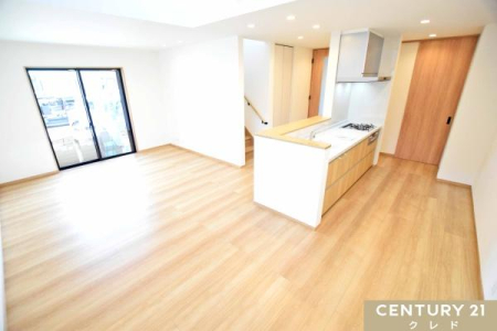 rO yLDK20z
ƑƂ̂Ȃ郊rOKi̗pBƑ̊OoEAĈSȐ݌vłB
Ŗ邢ZԂłB