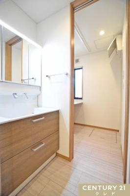 ʑEʏ [LxȎOʋϑIǕt^Cv̎֌ł|̎ԂyI
ʎƒEߎĂ̂ŉƑ◈q̃vCoV[mۂł܂B