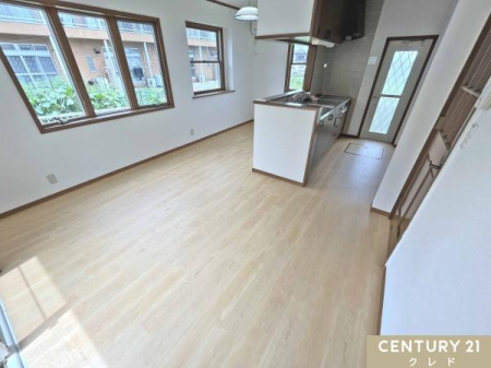 rO yrOz
NX\ցAtA^C͏㒣肵LCɐ܂ςrÓA3ʍ̌ŗzAʂǍDłƑĂƂ߂܂B
xnmF