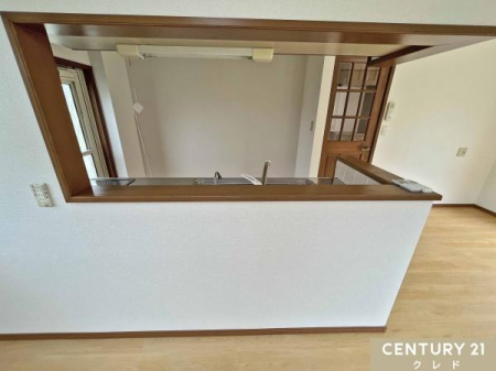 Lb` yΖʎJE^[Lb`z
JE^[Lb`_CjOցAH̎󂯓nX[Yɍs܂B
̂H̒iBƑƃR~jP[VƂȂôŊyȂ܂ˁB