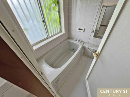  qlƈꏏɓłƂ1؃^CvB
1̔ĂoX^CLӋ`ɁcBl̕Ɠł܂B