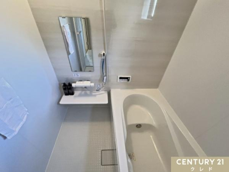  @Ɨݒuꂽ[ݔ̗łB
x`^Cv̗͂났̓y߁AKƕ֗˔Ă܂B
Ƒ݂ȂłԂłB