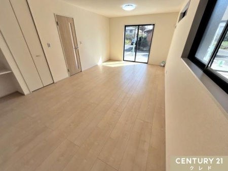 rO yLDK18.5z
Zô邨ql5`6l̂Ƒ18I
rÓAƋuĂƂ̓ۂĂ܂B