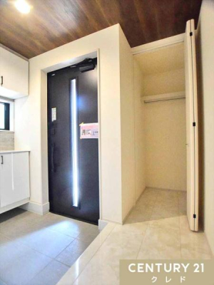  ֎[ɂ̓R[g㒅TbƂnK[pCvtłoO̐gxxA̕ЕtX[Yɂ܂BAEghApiXbLI