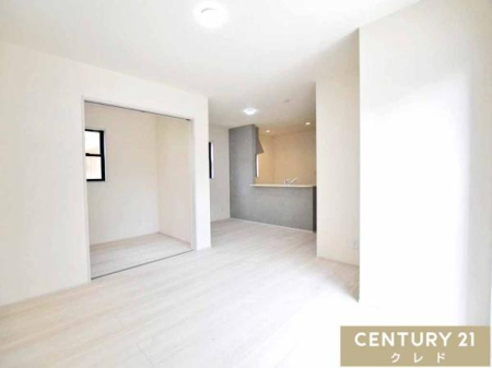 rO yLDK17z
Ƒ̉bRƐ܂JE^[Lb`zrO_CjOBX̕炵̒ɏΊ炪ӂ݌vłB