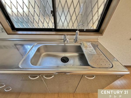 Lb` yLTCYŎĝ悢VNz
傫ȃVN͂H̐􂢕yɍs܂B
傫ȂXgXt[Ő􂦂LVNɖLxȎ[zg₷d̃Lb`łB