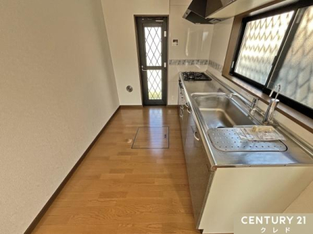 Lb` yz
Ǝ̍ۂ̈ړX[Yɍs鏟̂Lb`B
S~o┃̉ו𒼐ڃLb`[ɉ^ԍۂɕ֗łB