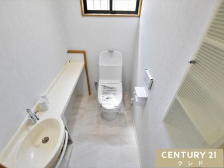 gC Ƃ̍Lmۂ̓gCVKI
[Ō肠Xy[XɂԂvXB͂qlA҂Ȃǂɂg₷݌vłB