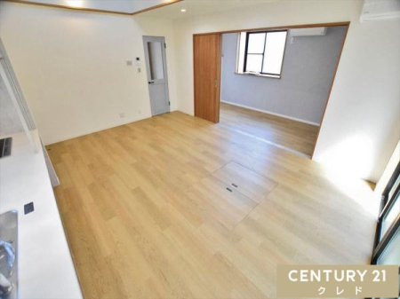 rO yLDK17.5z
אڂmƍ킹23̂Ƃ̋ԂƂĂgpł܂B
CtX^CȂǂɂĎRȊԎŉ߂܂B