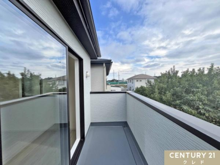 oRj[ ʂĖ邢z˂ޓoRj[B
SnǂzƑu₩ȕ邱ƂłA󕨂芣Ƃł܂B