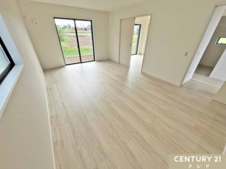 rO yLDK17z
3ʍ̌A쑤ɊJ݂rÓA邢ՂƓ鋏Sn̗ǂԁB
Ƒ݂ȂR̂ŐSnǂ߂Ƃł܂B