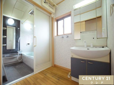 ʑEʏ [Ղ̎OʋtʉϑI
⑫̃Xy[X܂ł[BׁXpiXbLЕt܂B