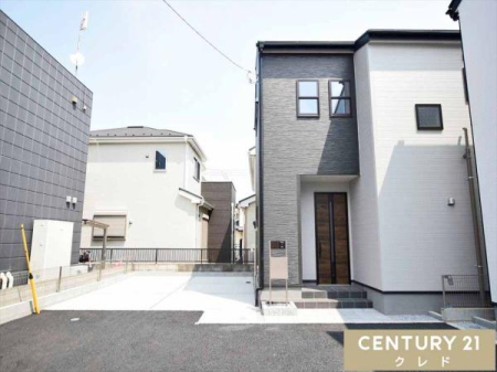 ���ԏ� ����2�䒓�Ԃ��\�ȃ��C�h�J�[�X�y�[�X�B�ԓ��m�̓��ւ����s�v�ŁA�ʋΎ��ԑт��X���[�Y�B���q�p��Z�J���h�J�[�A�׉��낵�X�y�[�X�Ƃ��Ă��d�󂵂܂��B