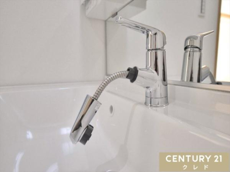 ���ʑ�E���ʏ� �y�V�����[����t�����ʉ��ϑ�z
�[���@�\�������ς��̃V�����v�[�h���b�T�[�B
�g����������コ����I�v�V�������[���I���R�x�̍����V�����[�t���̐��ʑ�́A�ߕ��̂�������A�����̍ۂɂ��g���܂��B