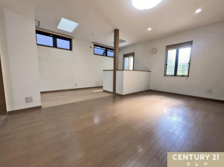 rO yrO_CjO12.5z
ƑẽrO12.5̍LB
gbvCg̗Dzɍ݂܂B