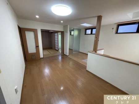 rO yrO_CjO12.5z
6̘aA3.5̗mɗאڂrÓAƑ\⃉CtX^C̕ωɂ_ɑΉ܂B