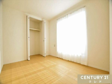 Q ym쑤6z
oRj[ɖʂ傫ȑ炽ՂƌAɖ邳ƊJ炵܂B