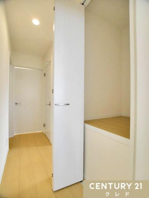 [ y2KL[z
ƑLŎg[Xy[XB
ՕĩXgbN|piAGߊỎƓd̎[Ȃǂɂg܂B