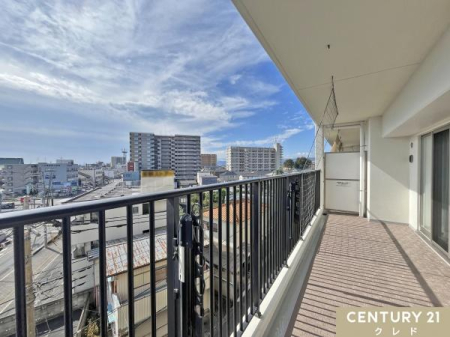 Z˂̒]ʐ^ Z܂͍LXƂ𒭂߂邱Ƃł܂B
z̗ǂZXȂ̂ŉƎ׋̍ԂɐStbVł܂ˁB