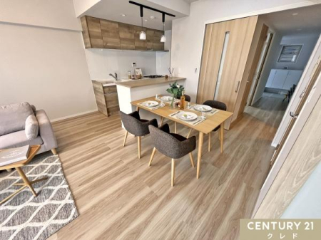 rO yLDK14.1z
ŗzǍDȃrO̓NXEނtH[ŐVKI
Sn悢Ƒe̋Ԃɐ܂ς܂B