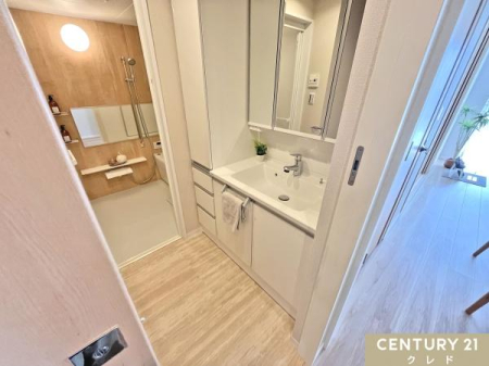 ʑEʏ ʉϑVKI
[Xy[X␅A~[Ȃǂ̏[̋@\A|₷݌vŉqIȊێ₷Ȃ܂B