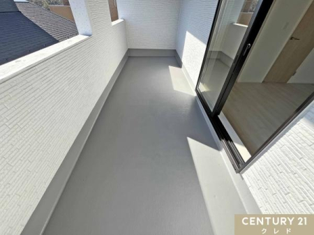 �o���R�j�[ �S�n�悢�z�˂��Ƒu�₩�ȕ�����������J���I�ȓ�����o���R�j�[�B
�����͂����Ղ�̌����������݁A�����󕨂��C�����悭�������܂��B