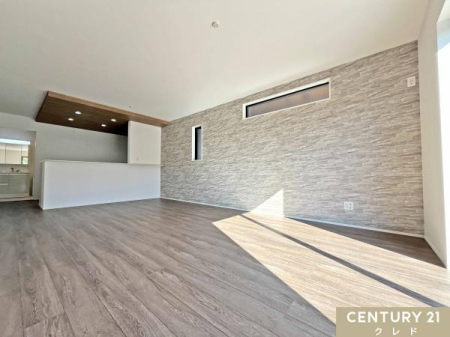 OʓH܂ތnʐ^ 쏬wZ܂œk4ŁAq܂̒ʊwSBOʓH͌ʗʂȂAZ͂łB