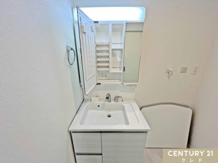 Lb` yJE^[Lb`z
Ƒ̗lqȂ痿łJE^[Lb`B
rOE_CjOƂ̂Ȃ肪܂Abe݂܂BȂql邲ƒɂ҂łI