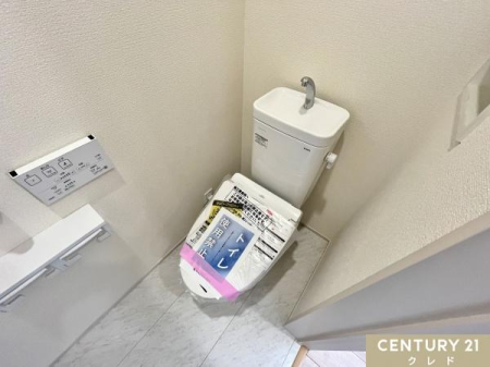 gC ₷삪ȒPȉ֍B
ǖʂɃRݒu邱ƂɂAyȎpł̑삪\B
Ƃő|₷݌vłB