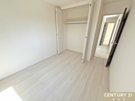 m ym5.25z
zCg~ؖڒ̃VvȗmB
D݂̉ƋG݂Rɔzuł̂ŁÁgSn̂ԁhy߂܂B